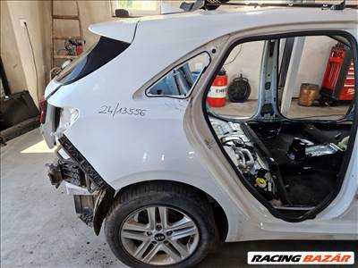 Kia Ceed III jobb hátsó sárvédő negyed 