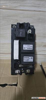 Lexus RX (AL10) 450h Hybrid Akkumlàtor Biztosíték  71405539 aevt760122m01g38480