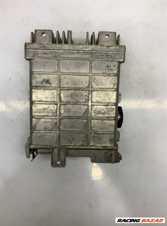 Audi 100 / 200 (C4 - 4A) motorvezérlő  0261200868-869 4a0907404b 3. kép