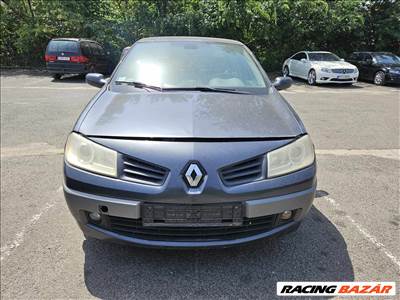 Renault Mégane II bontott alkatrészei