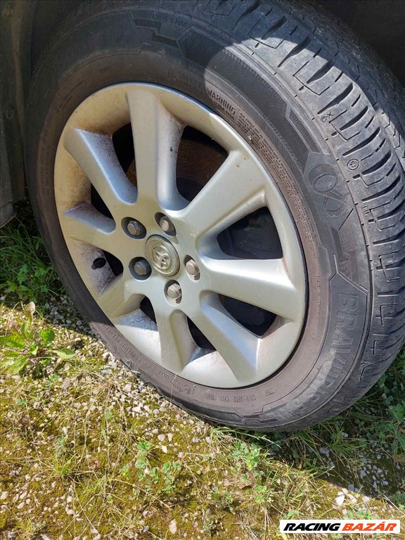  Toyota 16" alufelni garnitúra 205/55 nyári gumikkal 1. kép