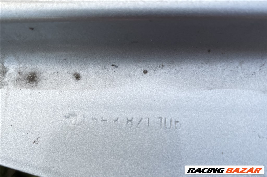 Skoda Octavia IV. jobb első sárvédő 5e3821106a 3. kép