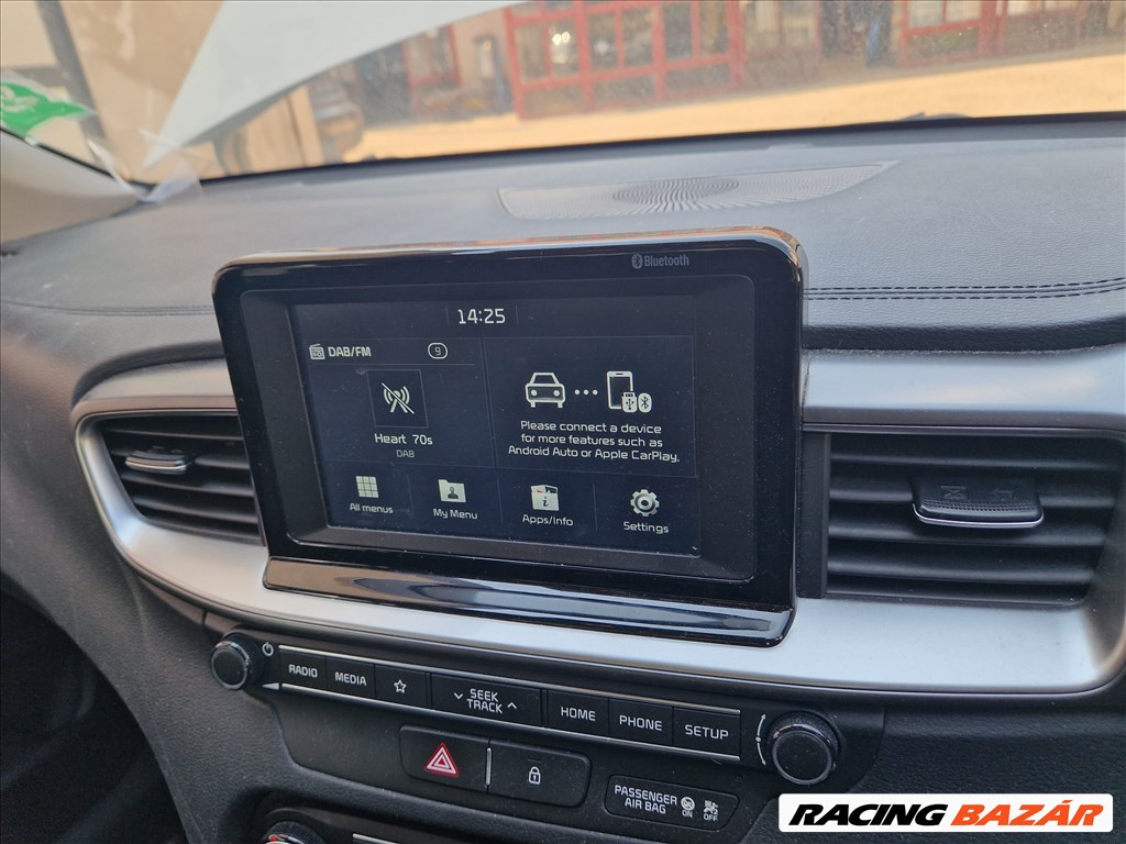 Kia Cee'd (CD) 1.6 CRDI D4FE bontott alkatrészek, bontás, bontott jármű 10. kép