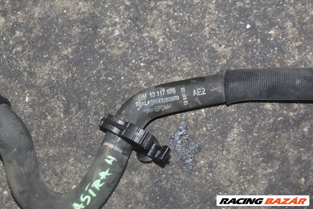 Opel Astra H 1.9D 2004-2008	Z19DTH Vízcső 13117576 1. kép