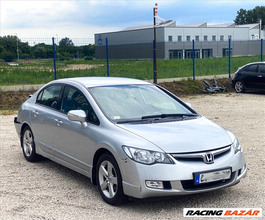 HONDA CIVIC 1.6 ES 3. kép