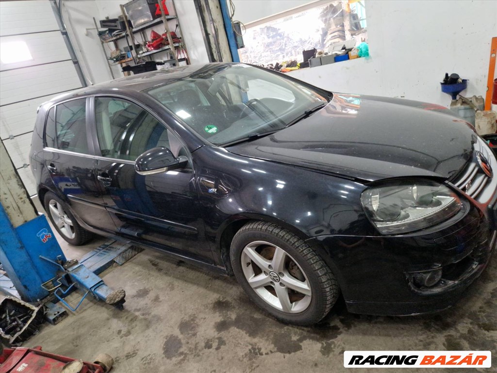 Volkswagen Golf V bontott alkatrészei 1. kép
