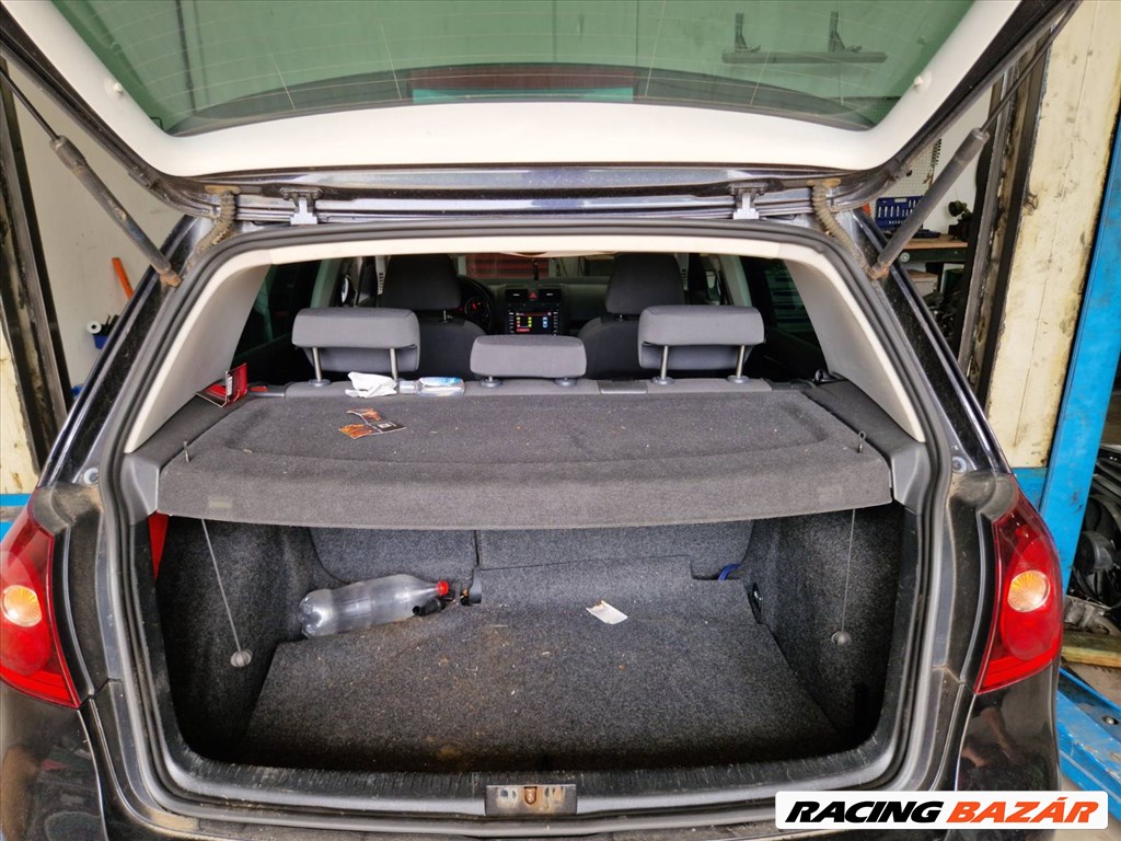 Volkswagen Golf V bontott alkatrészei 7. kép