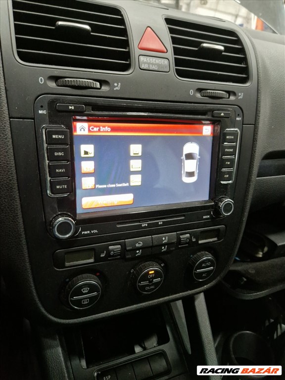 Volkswagen Golf V bontott alkatrészei 9. kép