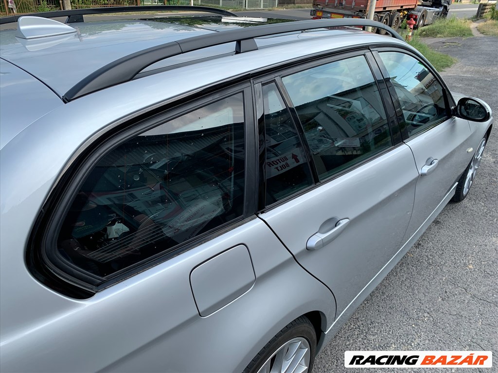 BMW 335 (E90, E91, E92, E93) bontott alkatrészei 17. kép