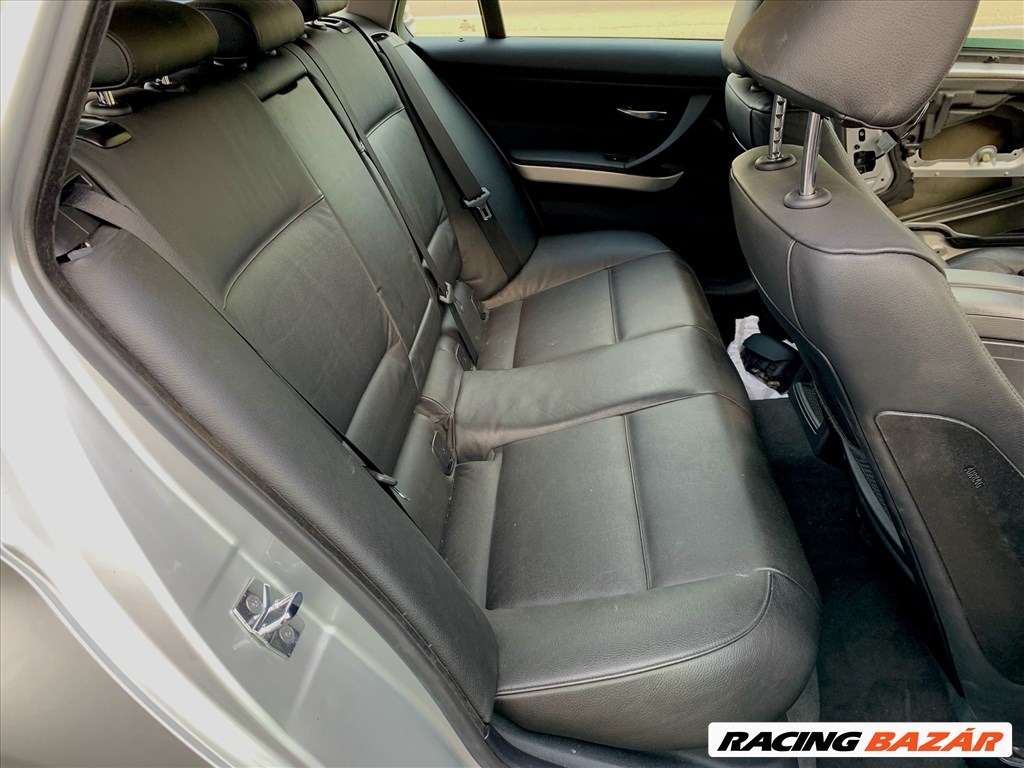 BMW 335 (E90, E91, E92, E93) bontott alkatrészei 25. kép