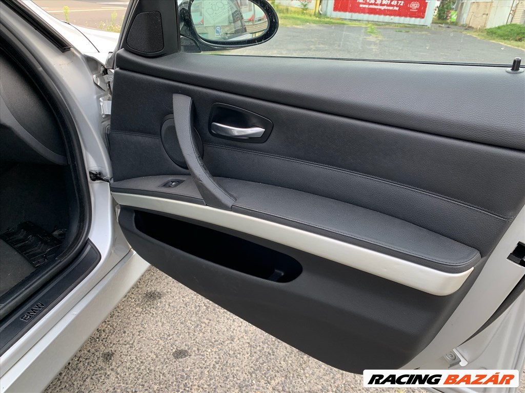 BMW 335 (E90, E91, E92, E93) bontott alkatrészei 27. kép