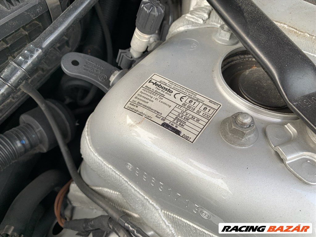 BMW 335 (E90, E91, E92, E93) bontott alkatrészei 46. kép