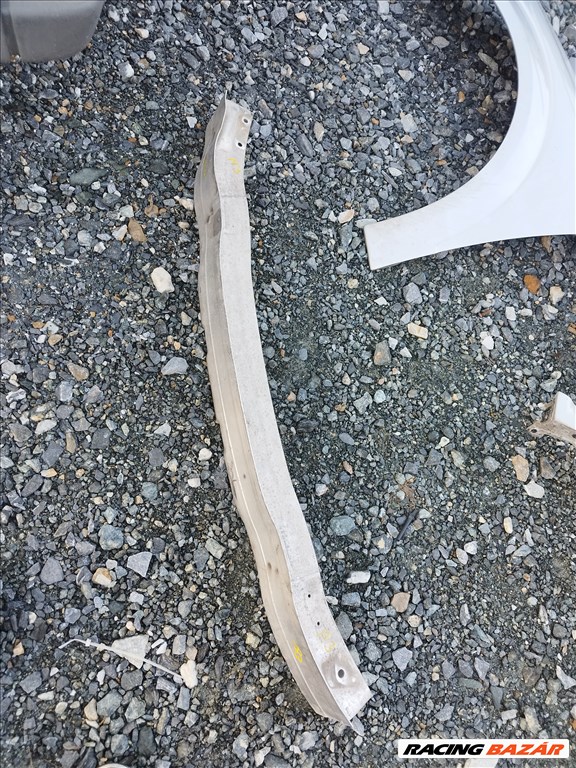 Audi A3 (8P) lokharito alu merevítő eladó  1. kép