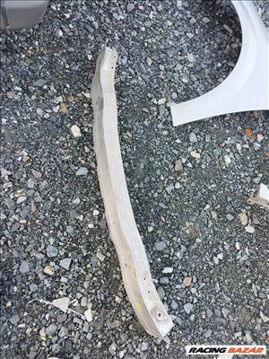 Audi A3 (8P) lokharito alu merevítő eladó 