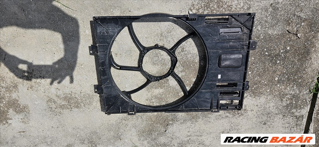 Volkswagen T5 Multivan, Volkswagen T6 Multivan VW T5 facelift 2009- T6 ventilátor keret 7e0121207c 2. kép