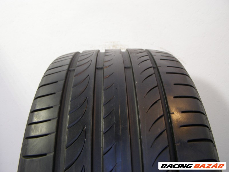 Pirelli Powergy 245/45 R18  1. kép