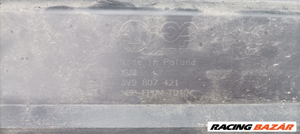 Skoda Superb III kombi hátsó lökhárító fekete színben 3v9807421 5. kép