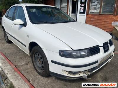 Seat Toledo 1.6i bontott alkatrészei