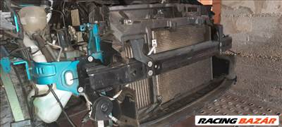 Citroën C3 II ablakmosó tartály és motor