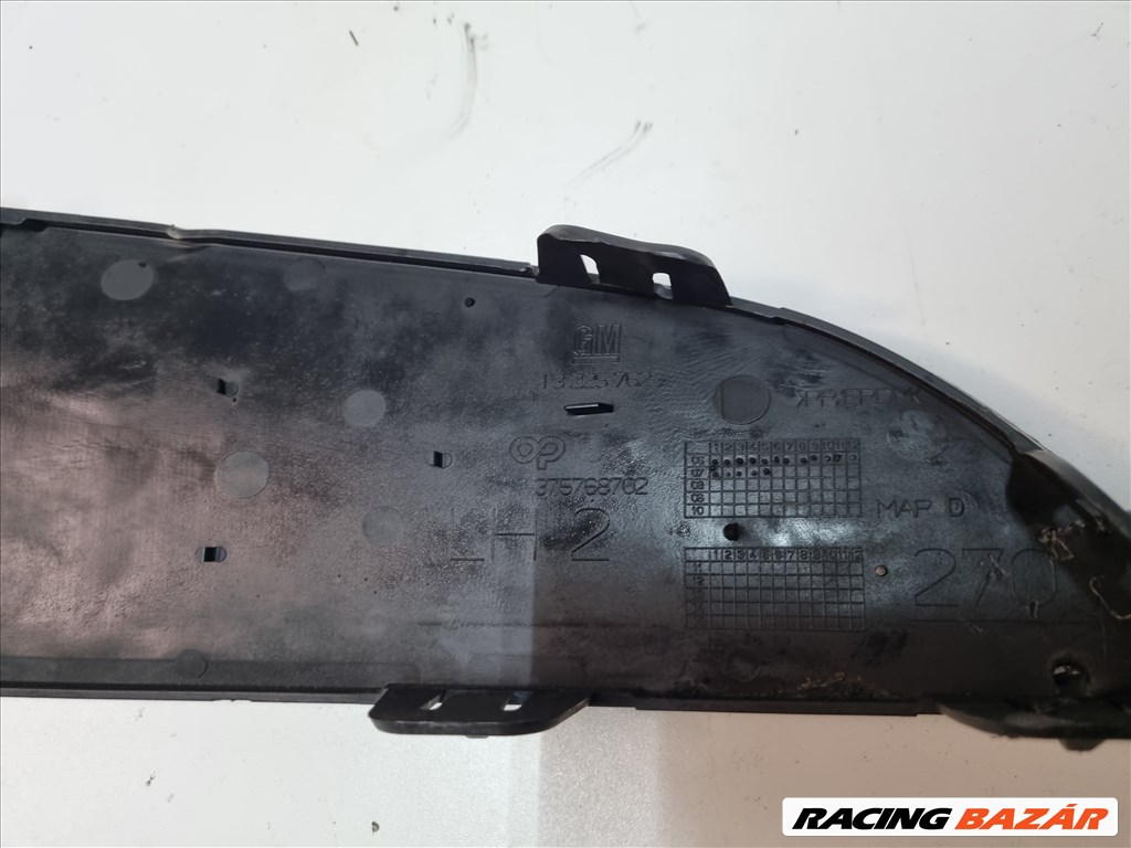 Opel Astra H FL. Utáni Nem Ködlámpás Lökhárító Rács 8. kép