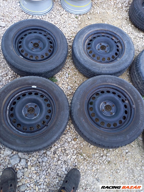 Opel Astra 6x15 4x100 lemezfelni szett Nyárigumikkal 195/65R15 sxx4 1. kép