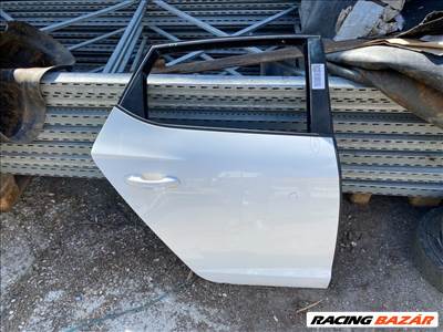 SEAT LEON Jobb hátsó Ajtó (Részeivel)