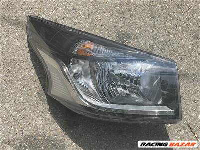 Renault Trafic III jobb első lámpa 260105469r