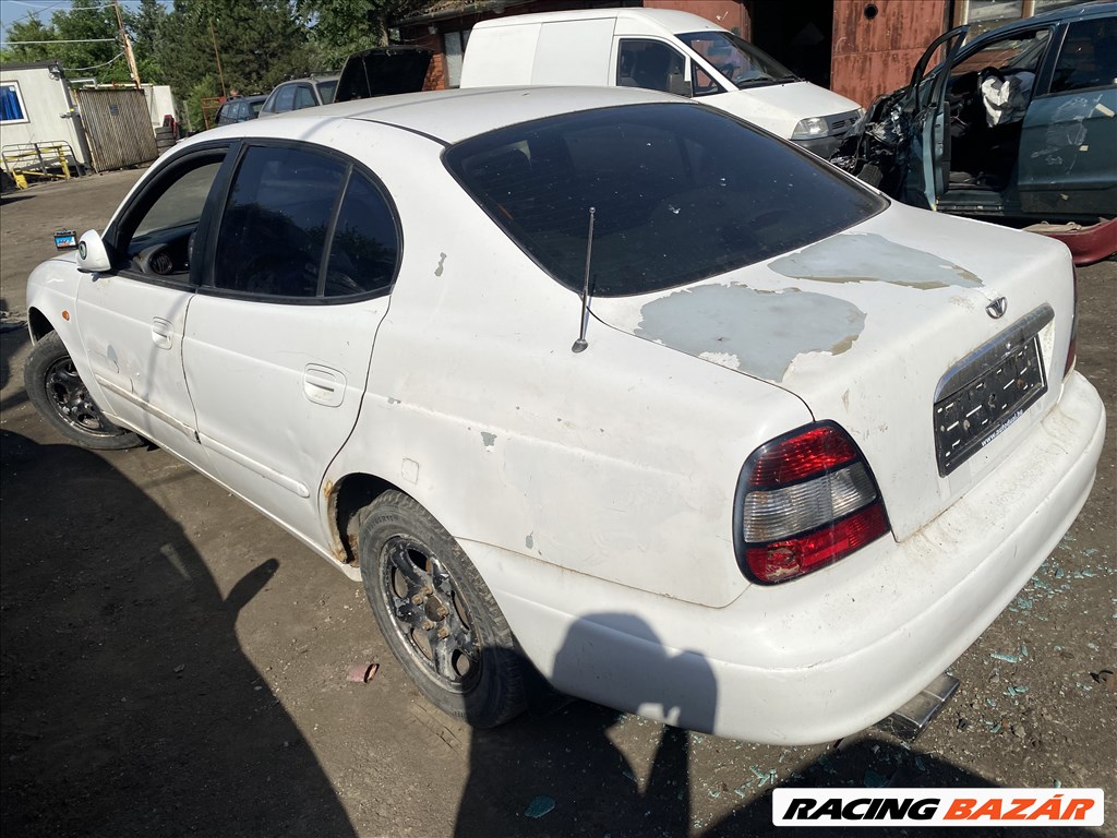 Chevrolet Leganza 2.0i  bontott alkatrészei 2. kép