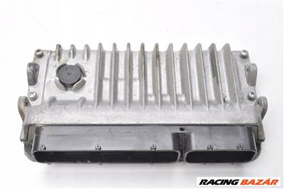 Toyota Auris (E180) motorvezérlő 896610zu60