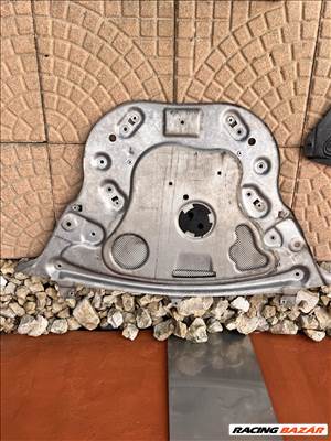 BMW F10 kartervédő haspáncél 677772703