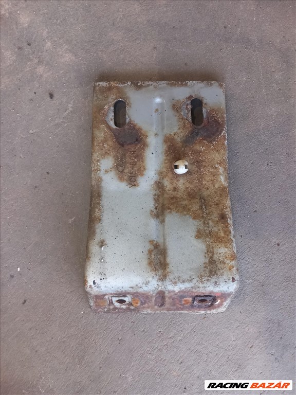 Ford Transit Tranzit MK6 00- Homlokfal lámpakeret tartó lemez 11610 yc158046ba 1. kép