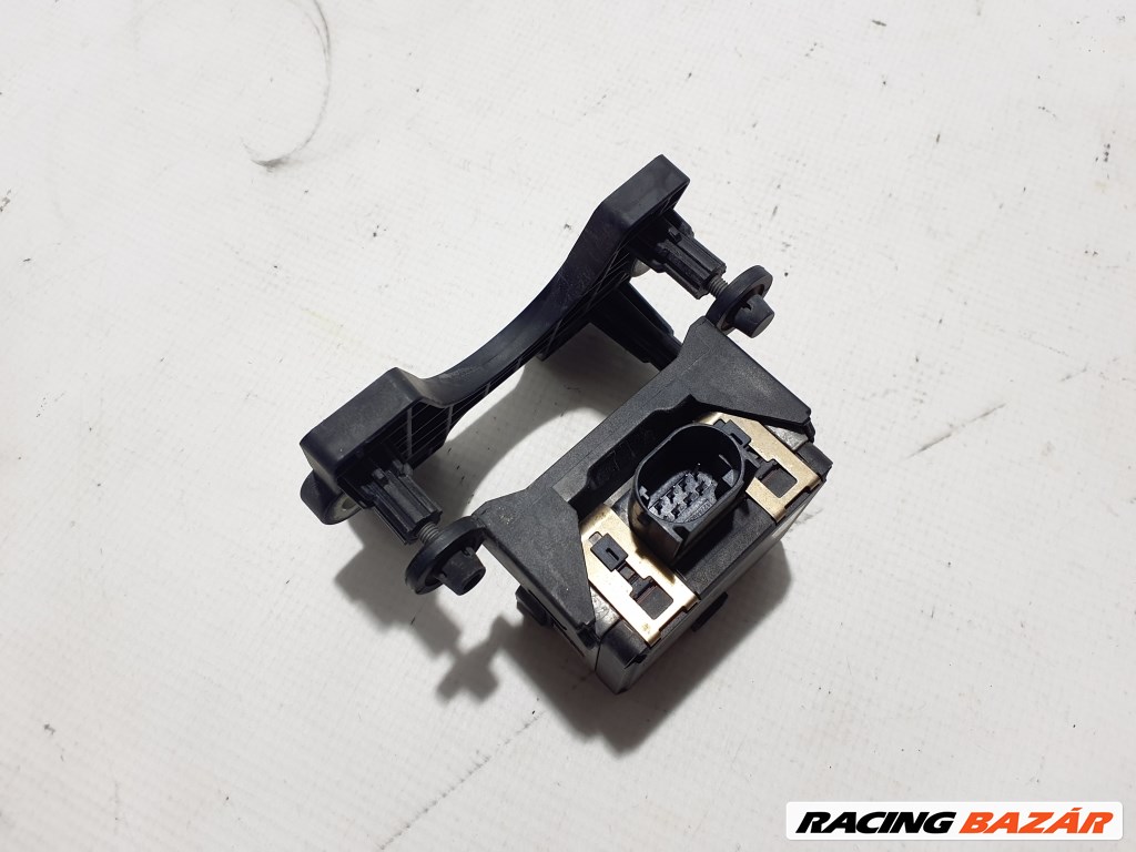 Volkswagen Passat B8 távolságtartó radar  3q0907561c 1. kép