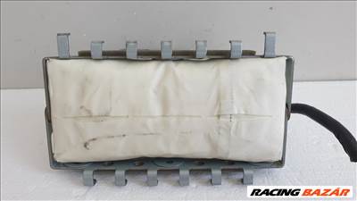 508001 Nissan Juke 2010, Utaslégzsák,  Légzsák, 1 Csati.