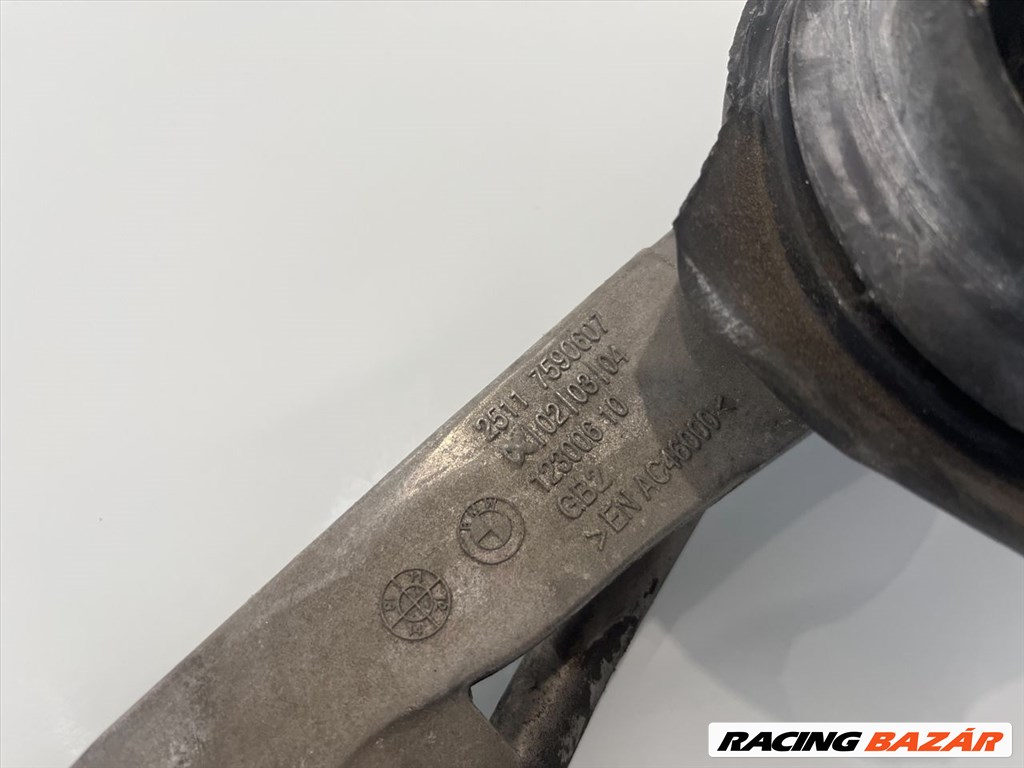 BMW E90 E91 E92 320d N47 184le 6 sebességes manuális váltókulissza  4. kép