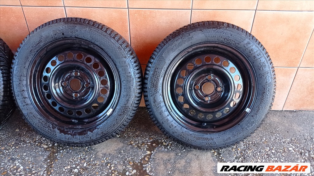 TOYOTA YARIS 15" LEMEZFELNI 4X100 TÉLI 175/65R15 GUMIVAL OLCSÒN!!! 3. kép