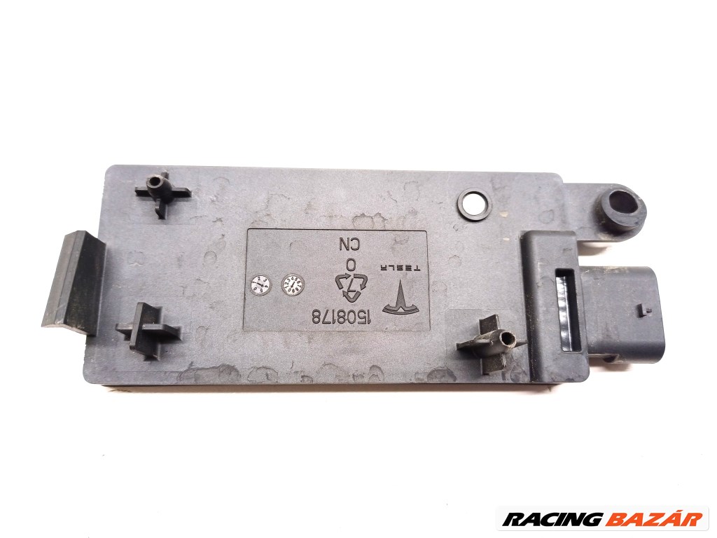 Tesla Model Y bluetooth modul  150817900f 2. kép