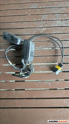 Peugeot 207 hátsó biztonsági öv adapter