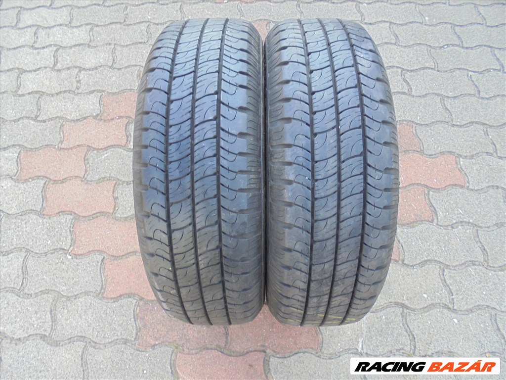 Újszerű 195/60 R 16"C Goodyear TGK nyári gumi pár ELADÓ 1. kép