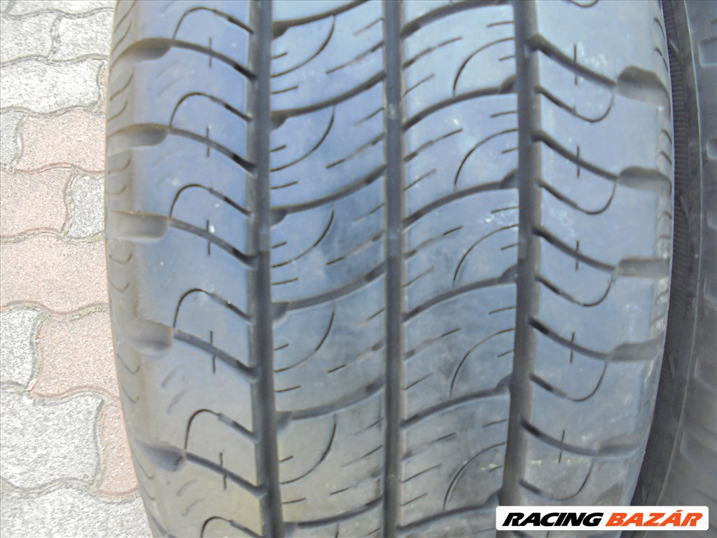 Újszerű 195/60 R 16"C Goodyear TGK nyári gumi pár ELADÓ 2. kép