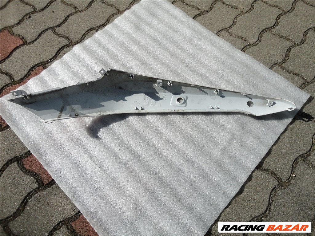 2006-tól Gilera Runner ülés alatti bal oldalidom ,eladó 3. kép