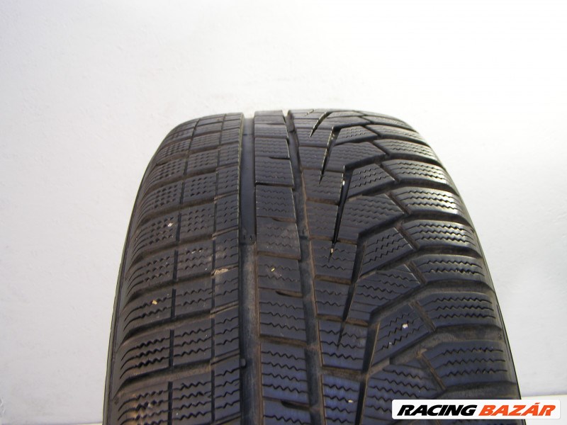 Hankook W320A Winter Icept Evo2 235/55 R18  1. kép