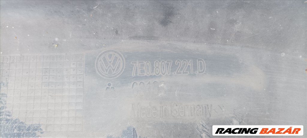 Volkswagen Transporter T6 első lökhárító  7e0807221d 6. kép