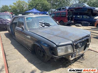 Mercedes 280 bontott alkatrészei