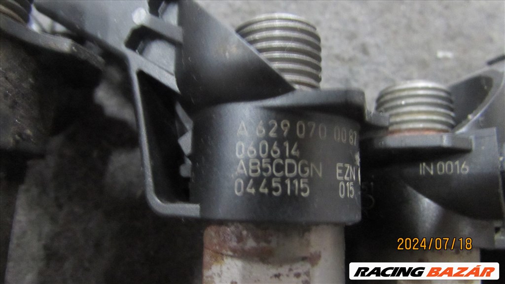 Mercedes GL 420 4.2V8 629912 porlasztó  0445115015 2. kép