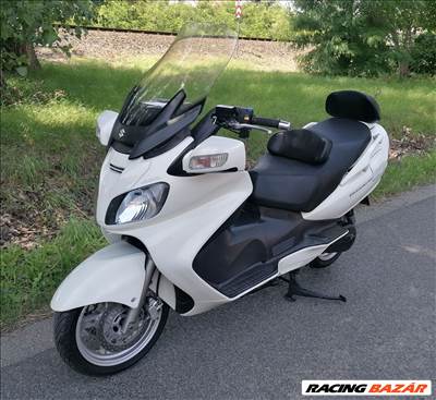 Suzuki Burgman 650 Executive ABS