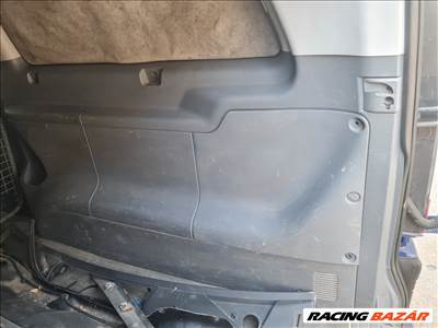 Mercedes Vito 639 hátsó oldalsó kárpit jobb-bal