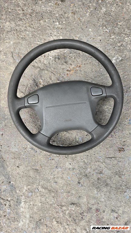 Suzuki Swift III kormány légzsákkal 1. kép