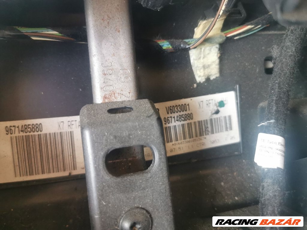 Citroën C5 II Műszerfal Héj + kormánylégzsák 9671485880 2. kép