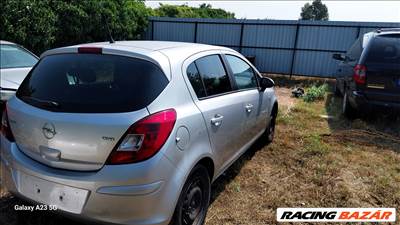 Opel Corsa D bontott alkatrészei