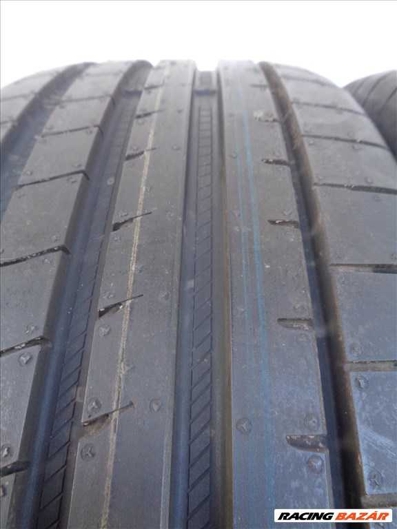 Goodyear 235/65R18 nyári gumi, pár km-t futott mint az új eladó. 3. kép